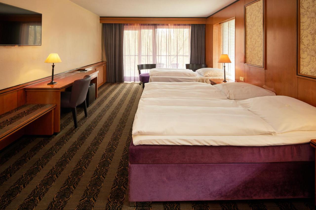 Hotel Gladbeck Van Der Valk Exterior foto