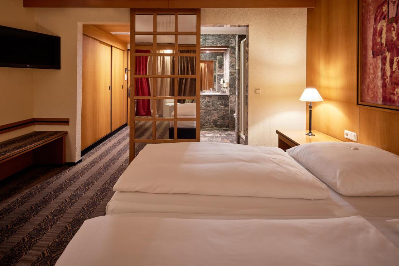 Hotel Gladbeck Van Der Valk Exterior foto